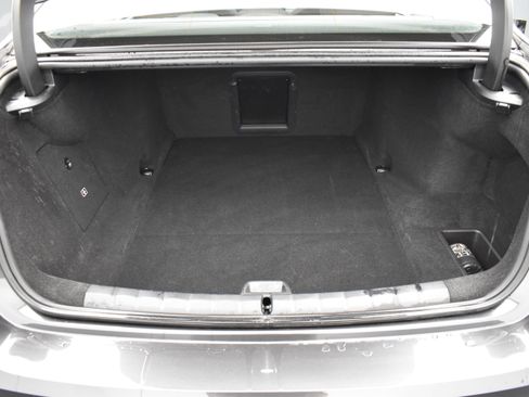 Used 2024 BMW i7 eDrive50 RWD image 13
