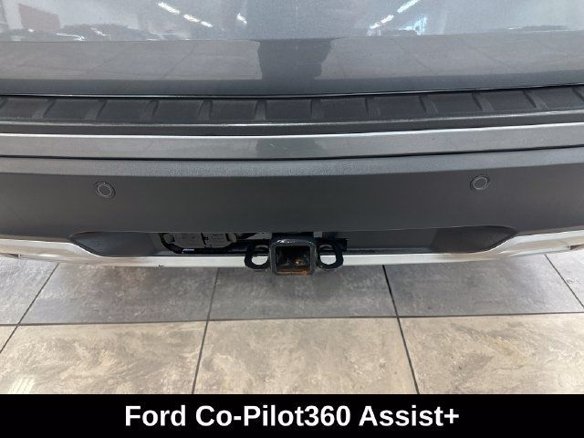 Used 2023 Ford Explorer XLT w/ Equipment Group 202A AWD/4WD image 10