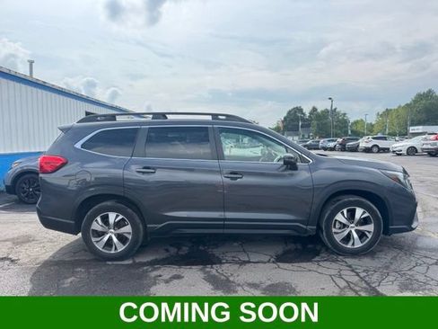 Used 2023 Subaru Ascent Premium w/ Convenience Package AWD/4WD image 1