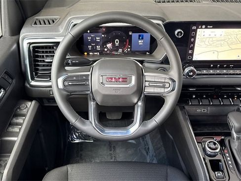 New 2025 GMC Canyon Elevation w/ Convenience Package image 16