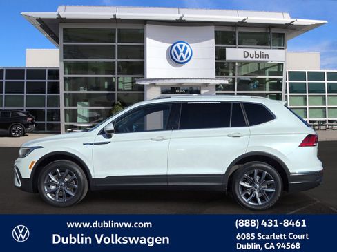 Certified 2023 Volkswagen Tiguan SE image 7