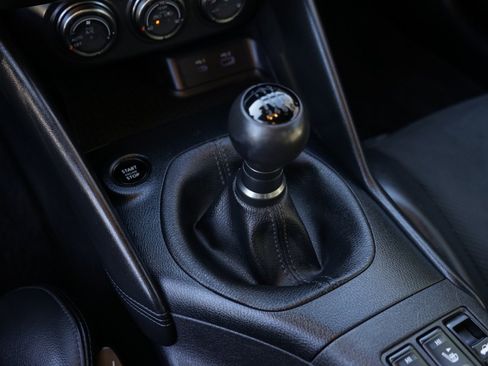 Used 2023 Nissan Z Performance w/ Floor Mat Package (L93) image 20