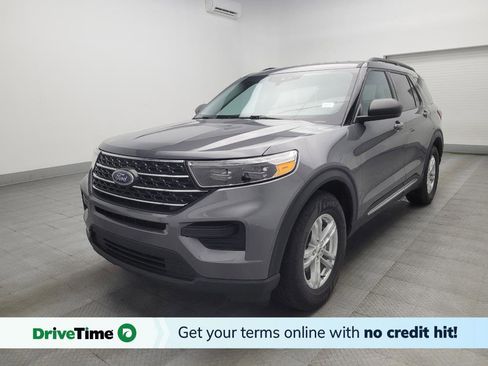 Used 2022 Ford Explorer XLT image 1