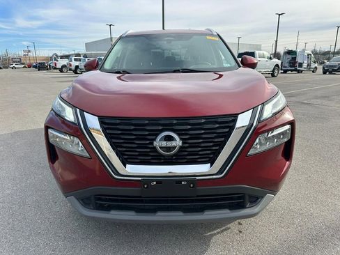 Used 2023 Nissan Rogue SV w/ SV Premium B Package image 9