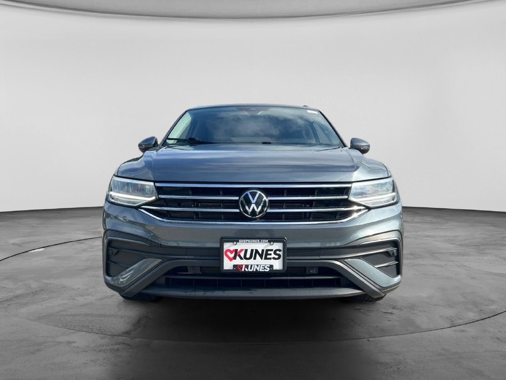 Used 2024 Volkswagen Tiguan SE FWD image 4