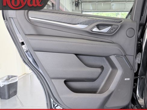 Used 2022 GMC Yukon Denali AWD/4WD image 11