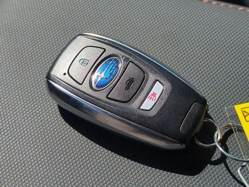 Used 2025 Subaru Forester Touring AWD/4WD image 41