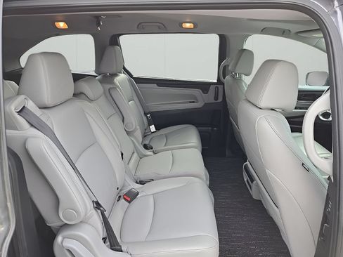 Used 2023 Honda Odyssey EX-L image 15