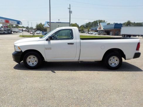 Used 2017 RAM 1500 Tradesman w/ Power & Remote Entry Group RWD image 2
