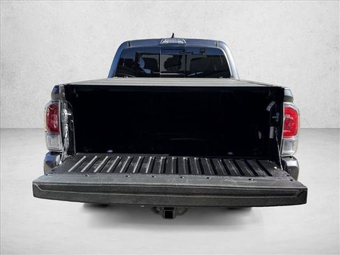 Used 2021 Toyota Tacoma TRD Sport w/ Technology Package AWD/4WD image 7