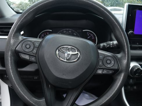 Used 2024 Toyota RAV4 XLE w/ Convenience Package FWD image 13