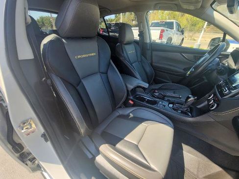 Used 2022 Subaru Crosstrek 2.5i Sport w/ Moonroof Package image 26