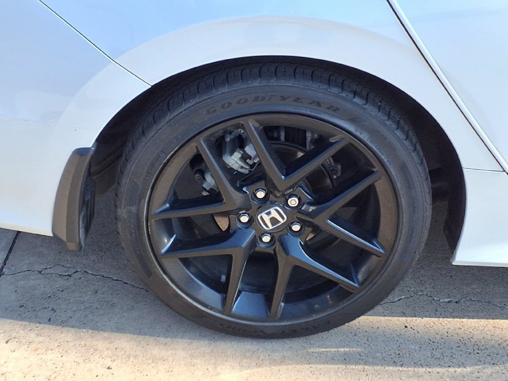 Used 2023 Honda Civic Sport image 10