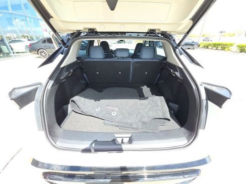 Used 2024 Nissan Ariya AWD image 27