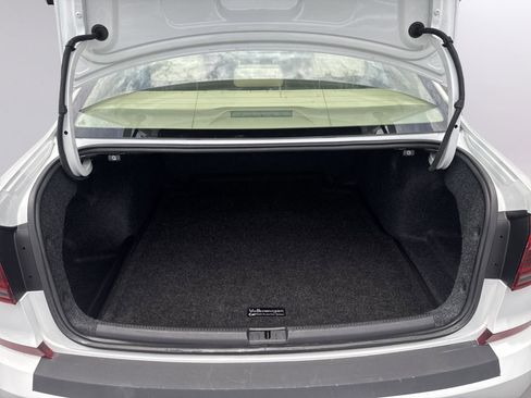 Used 2018 Volkswagen Passat 2.0T SE w/ SE Lighting Package FWD image 32