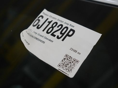 Used 2022 Jeep Grand Cherokee Altitude image 29