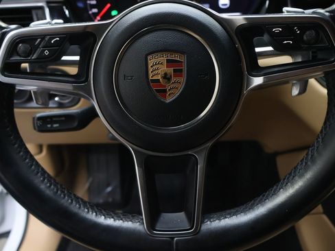 Used 2017 Porsche Macan AWD/4WD image 18