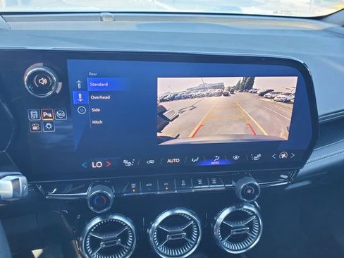Certified 2024 Chevrolet Blazer EV LT AWD/4WD image 33