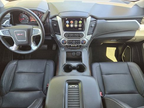 Used 2016 GMC Yukon SLT w/ Open Road Package image 32