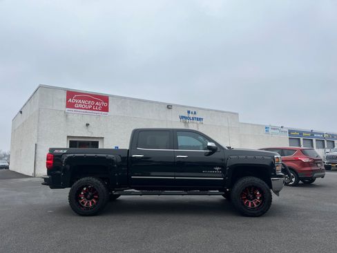 Used 2015 Chevrolet Silverado 1500 LTZ Z71 w/ LTZ Plus Package image 2