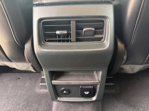 Used 2024 Ford Edge SEL w/ Convenience Package AWD/4WD image 25