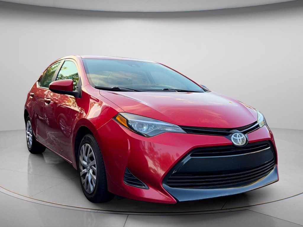 Used 2019 Toyota Corolla LE FWD image 5
