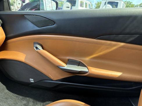 Used 2018 Ferrari 488 Spider image 27