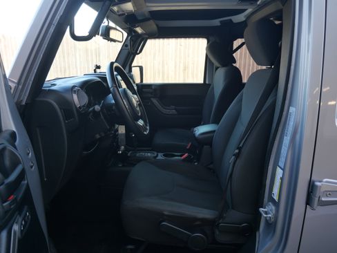 Used 2017 Jeep Wrangler Unlimited Sport w/ Quick Order Package 24S image 19