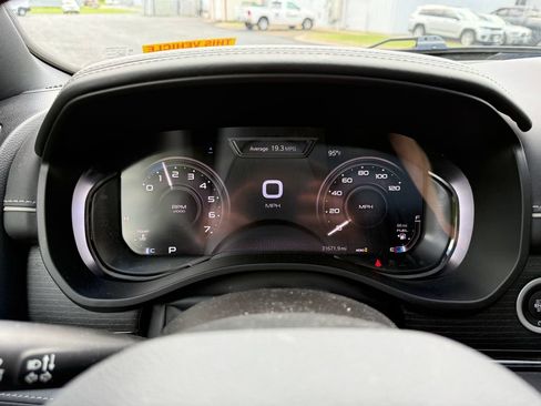 Used 2023 RAM 1500 Limited w/ Bed Utility Group AWD/4WD image 11