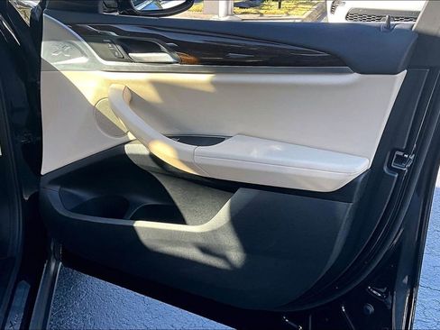 Used 2021 BMW X3 xDrive30e w/ Convenience Package image 27