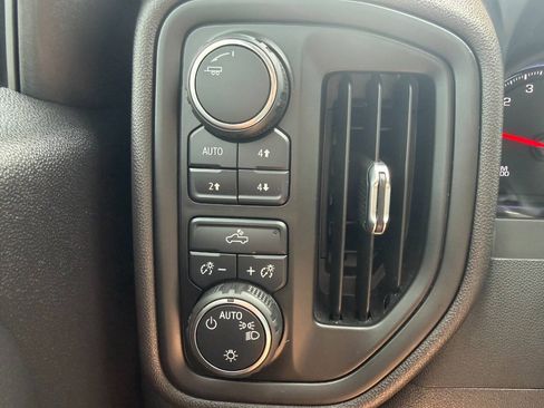 Used 2024 Chevrolet Silverado 1500 Custom Trail Boss AWD/4WD image 15