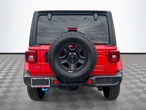 Certified 2023 Jeep Wrangler Unlimited Rubicon 4xe w/ Cold Weather Group AWD/4WD image 7