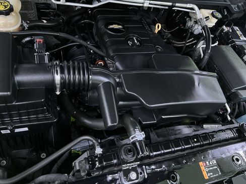 Used 2017 Chevrolet Colorado LT w/ LT Convenience Package RWD image 30