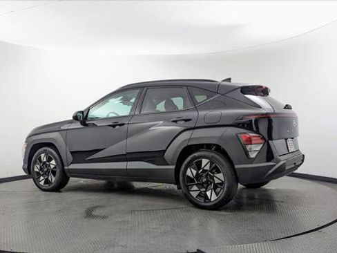 Used 2024 Hyundai Kona SEL FWD image 6