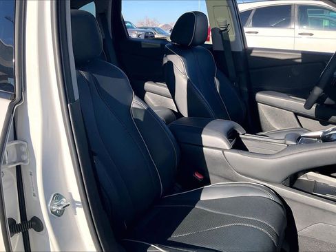 Used 2023 Acura RDX AWD w/ Advance Package image 10