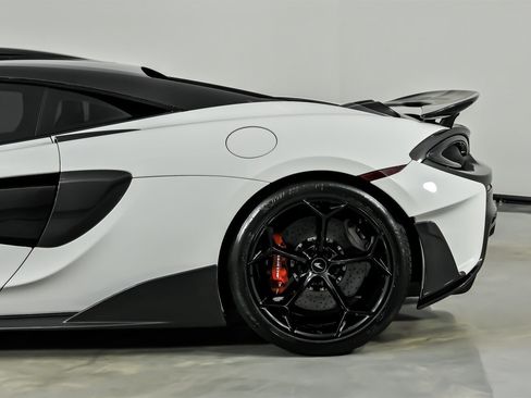 Used 2019 McLaren 600LT image 11