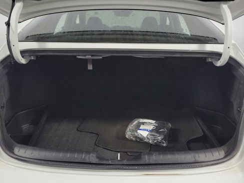 Used 2021 Hyundai Elantra SEL w/ Convenience Package FWD image 29