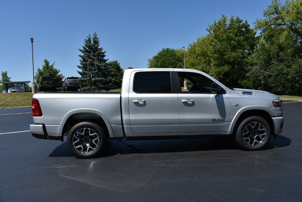 New 2026 RAM 1500 Laramie w/ Laramie Preferred Package AWD/4WD image 6