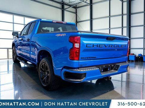 Used 2025 Chevrolet Silverado 1500 Custom w/ Turbomax Blackout Package AWD/4WD image 25