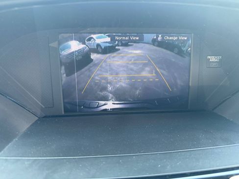 Used 2013 Honda Pilot Touring image 18
