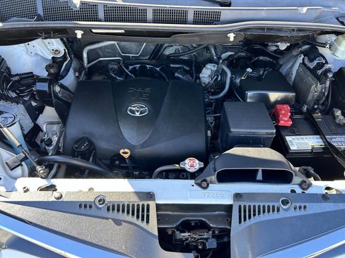 Used 2018 Toyota Sienna XLE Premium image 26