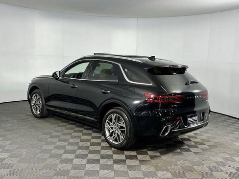 Used 2023 Genesis GV70 2.5T w/ Select Package image 9