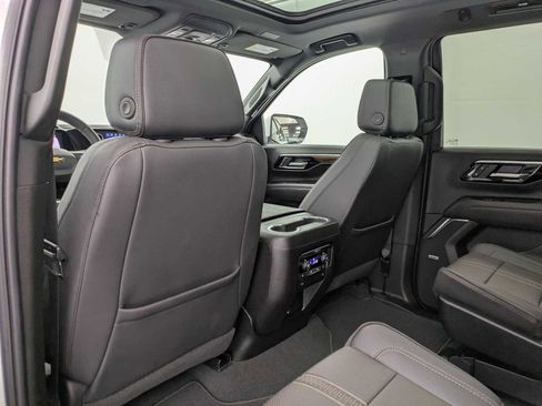 Used 2025 Chevrolet Tahoe High Country w/ Sun And Tow Package AWD/4WD image 20