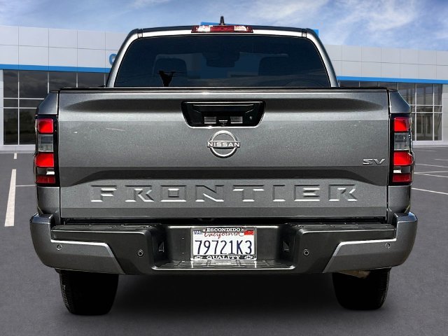 Used 2022 Nissan Frontier SV w/ Technology Package RWD image 6