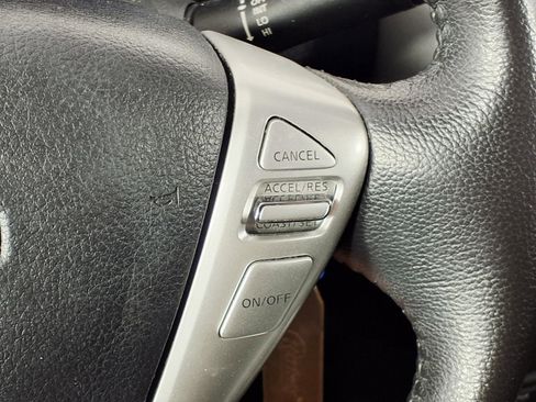 Used 2018 Nissan Versa Note SV image 20