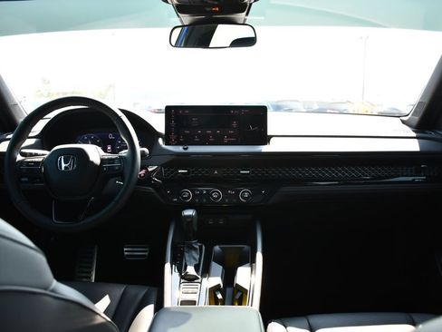 Used 2024 Honda Accord Sport image 23