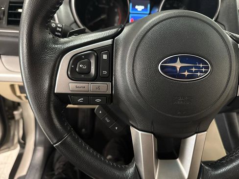 Used 2017 Subaru Outback 2.5i Premium AWD/4WD image 14