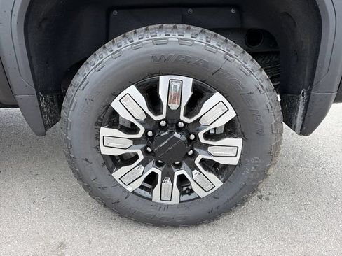 New 2026 GMC Sierra 2500 Denali w/ Denali Reserve Package AWD/4WD image 26