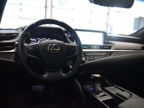 Used 2021 Lexus ES 250 w/ Premium Package AWD/4WD image 23