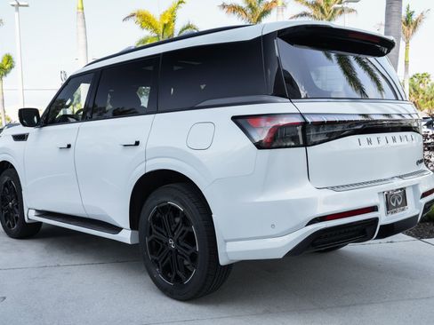 New 2026 INFINITI QX80 4WD w/ Sport Exterior Package image 22